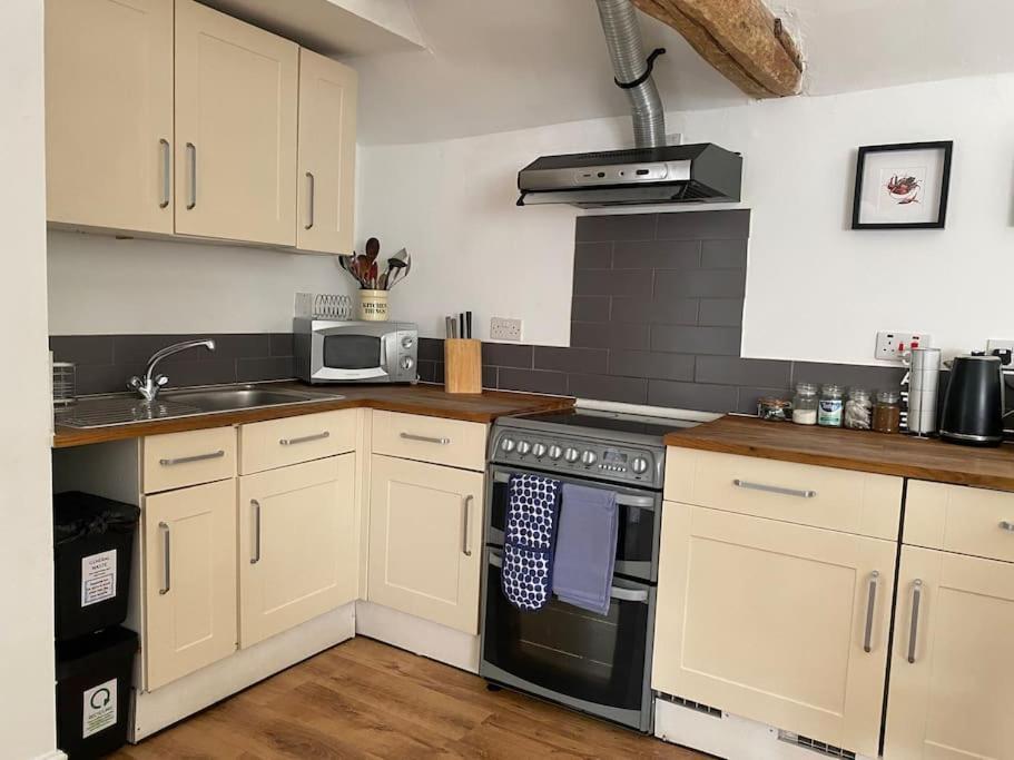 Charming Flat In Lovely Rural Location Apartment